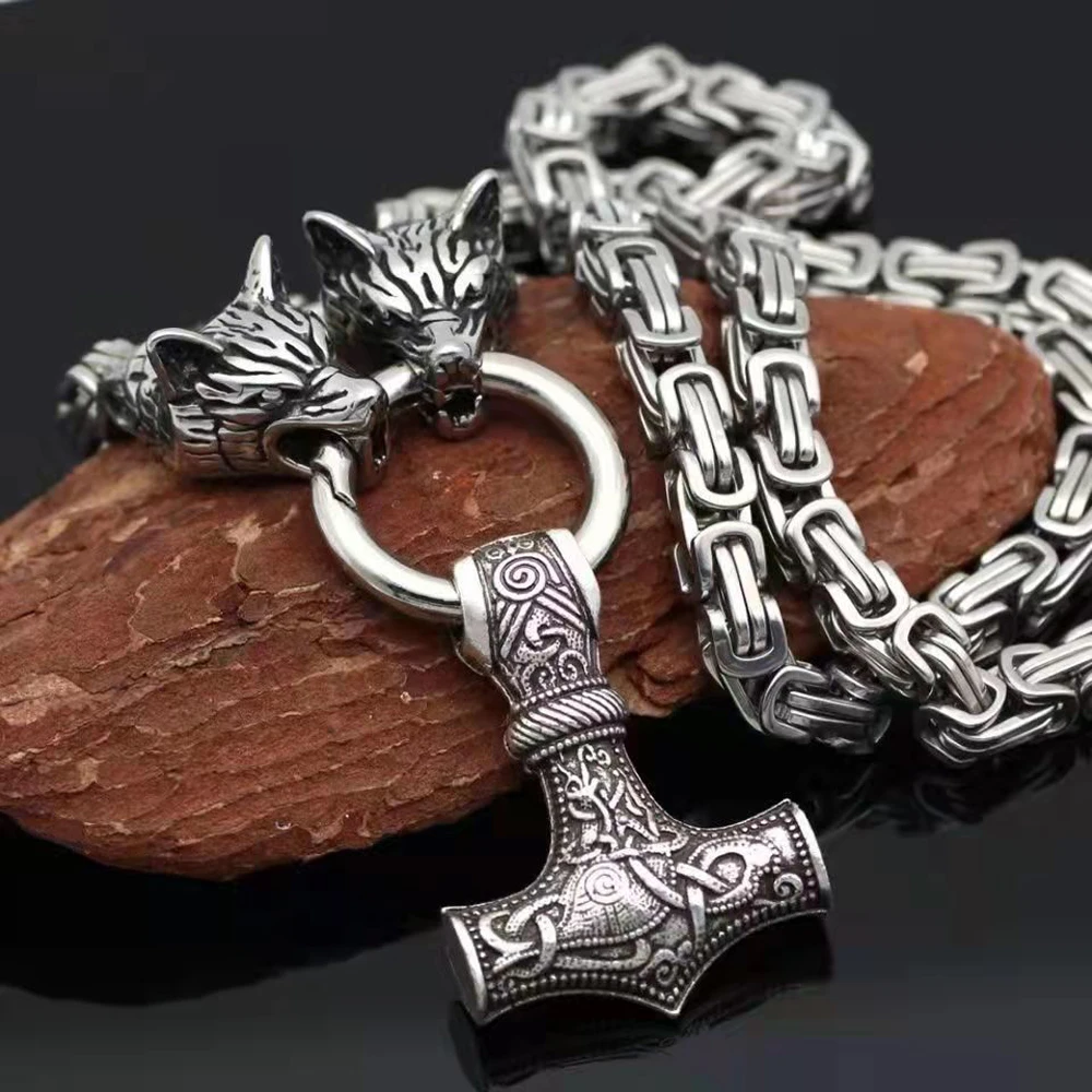 หัวหมาป่าจี้สแตนเลส Nordic Celtic Wolf สร้อยคอผู้ชายไวกิ้งสแกนดิเนเวียน Rune อุปกรณ์เสริมนอร์ส Amulet เครื่องประดับ