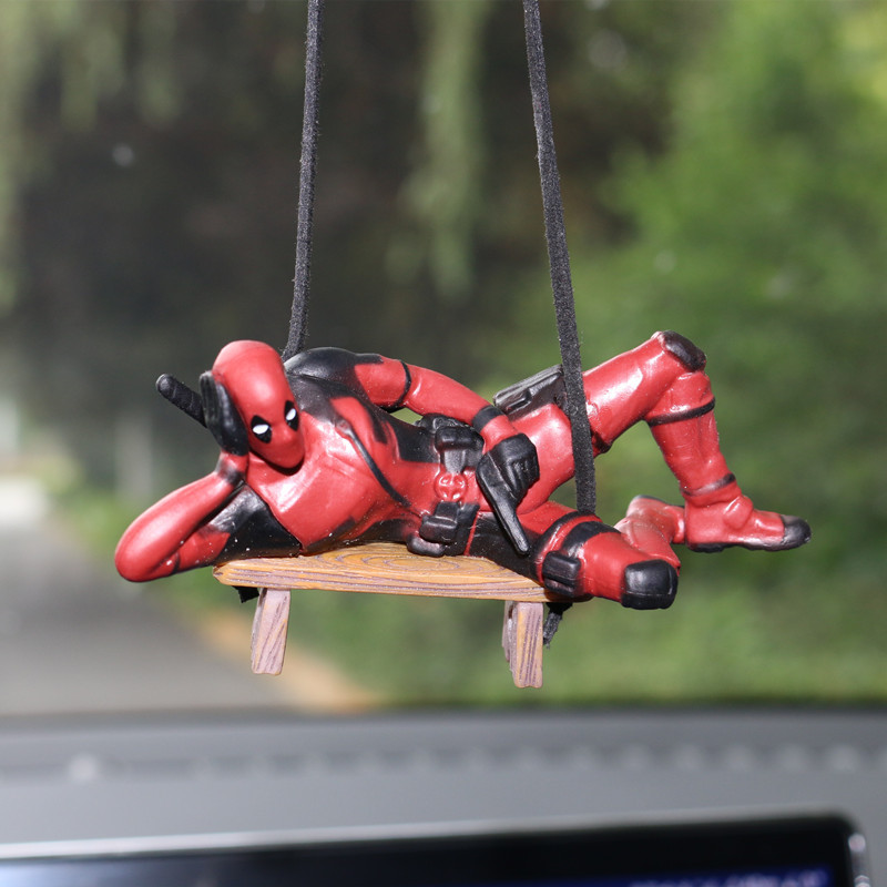 Marvel Deadpool รถกระจกมองหลังจี้อ่าน Deadpool รถจี้ Mini รุ่นของเล่น Action Figure ใหม่ร้อนคริสต์มาสของขวัญ