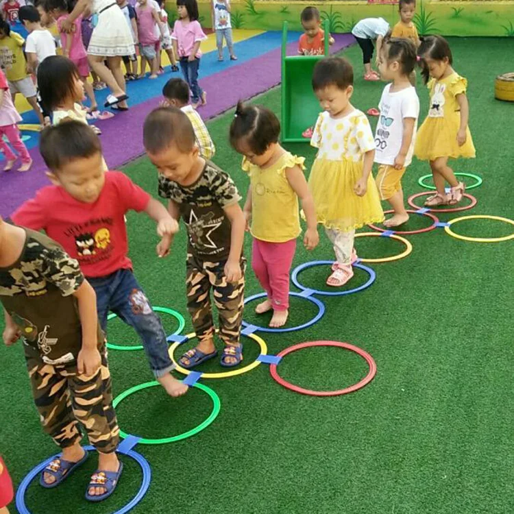 กลางแจ้งเด็กแหวนกระโดดชุดเกม-10 ห่วงและ 10 ตัวเชื่อมต่อสําหรับชายหญิง, สนุกทางกายภาพการฝึกอบรมกีฬาของเล่นสําหรับ Park Play
