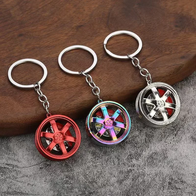Portachiavi con ruota modificata Portachiavi in metallo con mozzo Cintura turbocompressa Regalo creativo Portachiavi per auto Regalo per gli amanti dell'auto