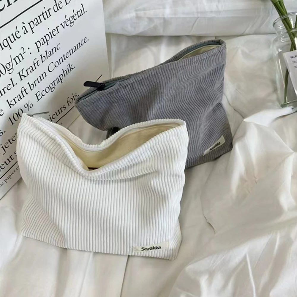 Bolsa de cosméticos de viagem de veludo portátil saco de armazenamento de maquiagem bolsas femininas grande capacidade zíper compõem organizador de armazenamento embreagem