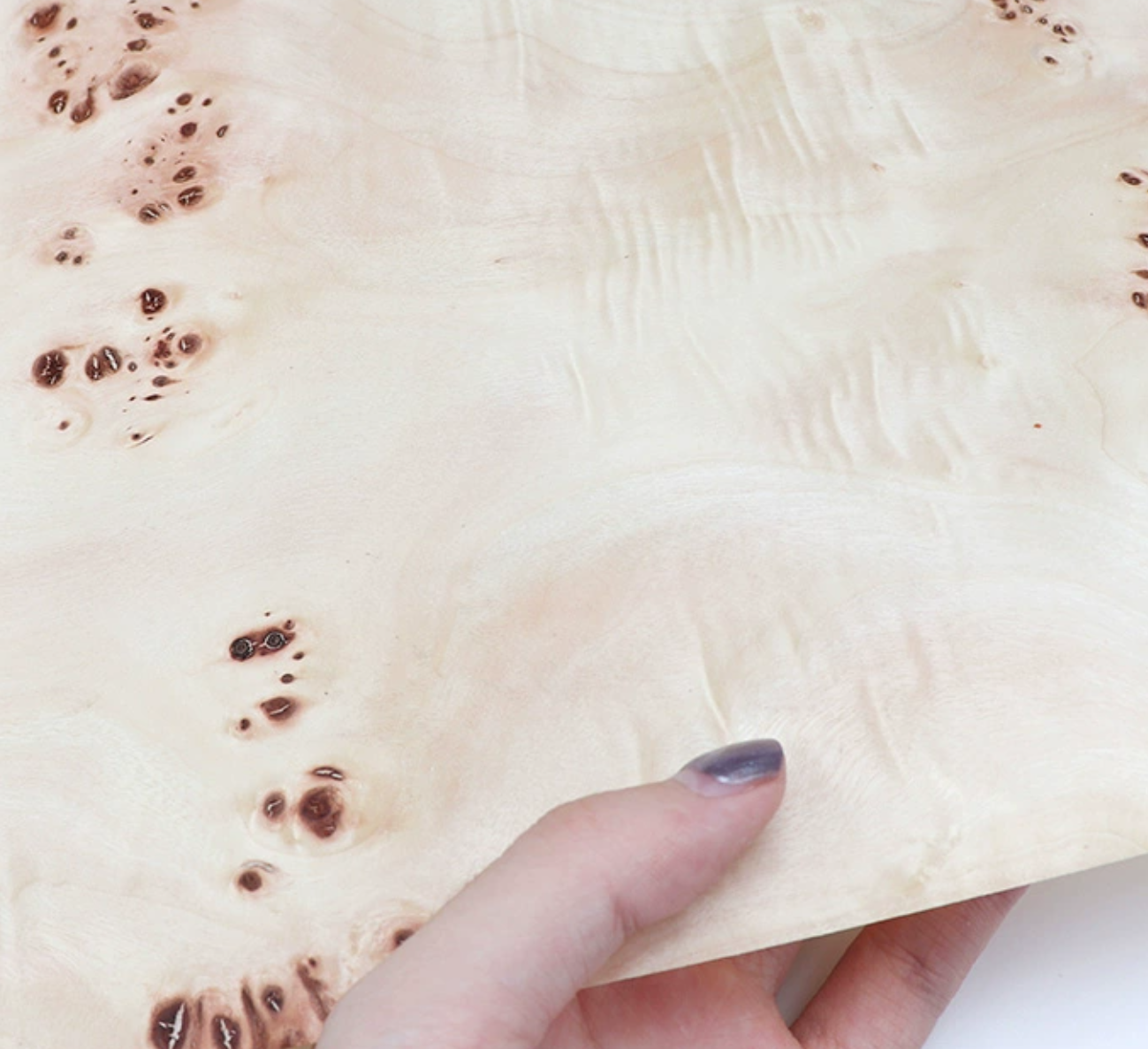 Length:2.3meters Width:230mm T:0.25mm Naturally White Poplar Tumor Wood Veneer Sheets Guitar Skateboard Backpack Decoration