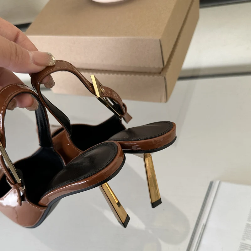 Eilyken estilo de rua sexy dedo do pé apontado fivela de metal cinta bombas femininas sandálias stripper estilingue sapatos de salto alto feminino
