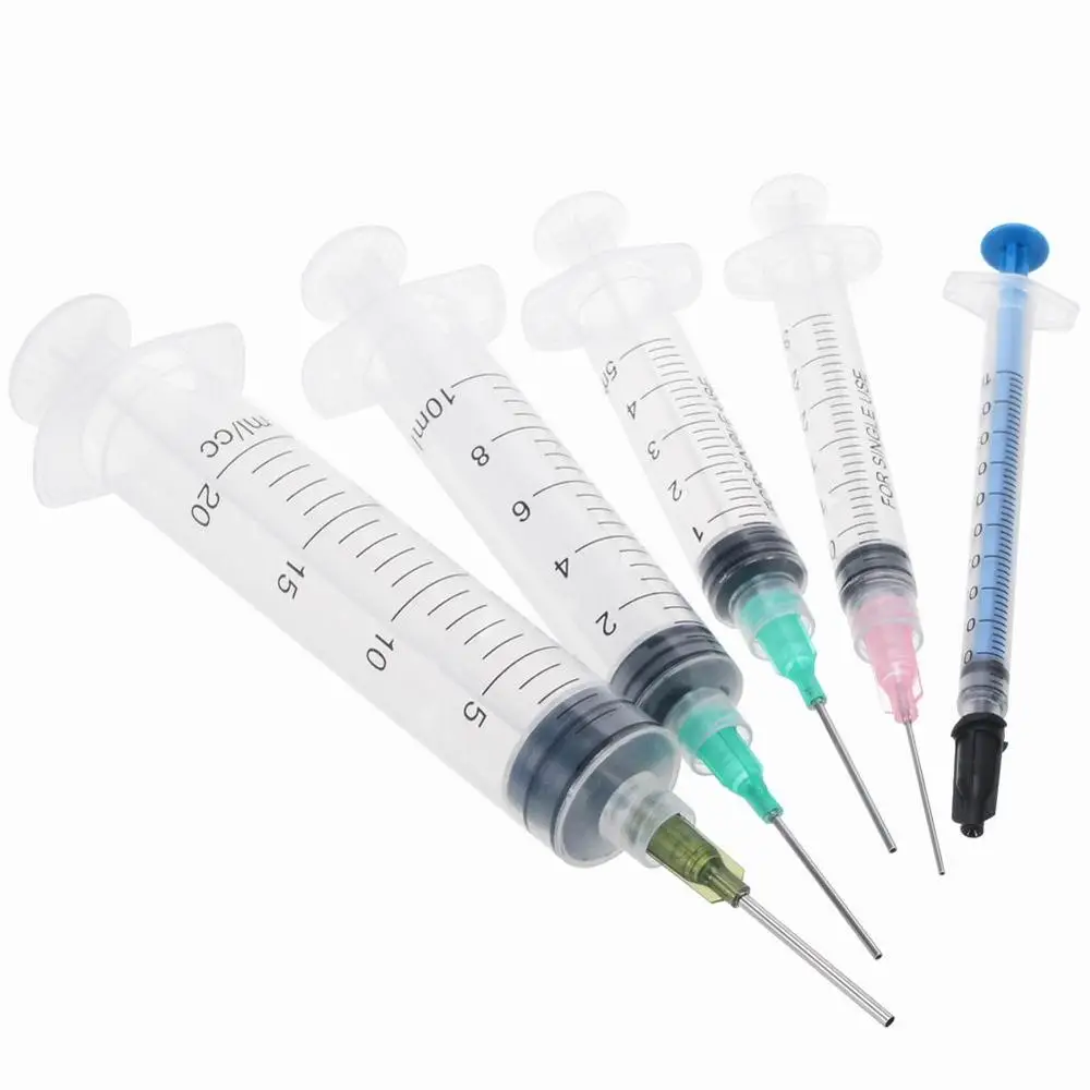 Jeringa desechable de plástico de 1/2/5ml dedicada al laboratorio con aguja solución de medición de recarga empaquetada individualmente para mascotas