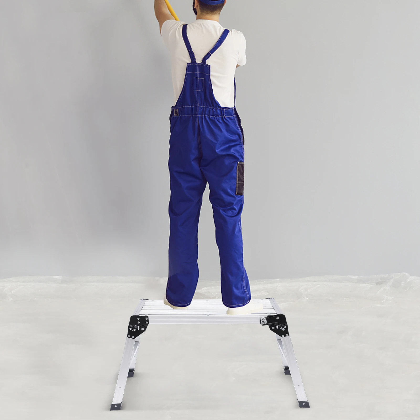 Scaletta con piattaforma in lega di alluminio Argento indipendente senza montaggio Trapezio moderno per pulire l'arredamento del campeggio per il lavaggio dell'auto