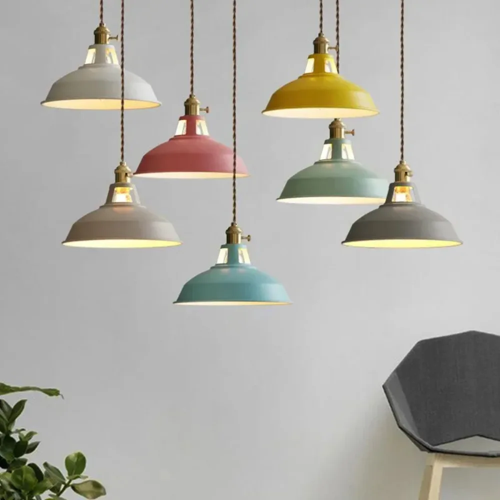 ข้างเตียงโคมระย้าขนาดเล็กโมเดิร์น Minimalist Nordic บุคลิกภาพความคิดสร้างสรรค์ร้านอาหารห้องนอน Macaron ทางเดินระเบียงบาร์โคมระย้า