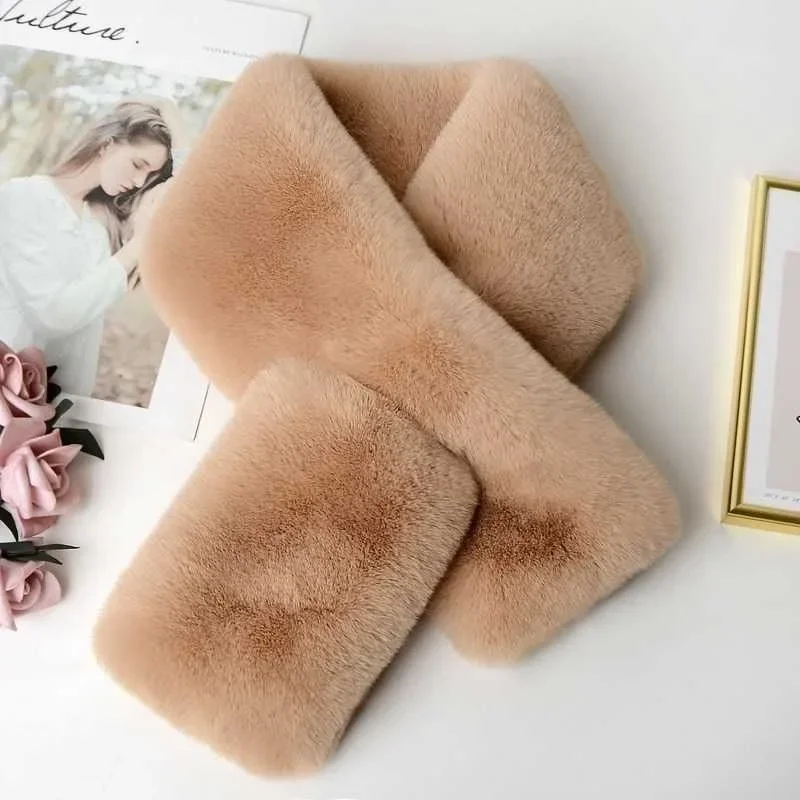 Bufanda cruzada de felpa para mujer, bufandas suaves gruesas de piel de conejo sintética, Color sólido, resistente al frío, cuello más cálido para otoño e invierno