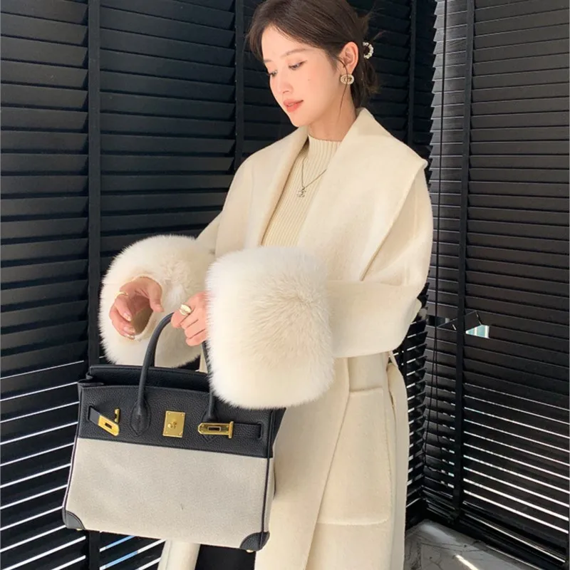 女性用ダブルフェイスウールコート,ロングウェア,キツネの毛皮のカフ付き,エレガントな服,ファッショナブルなジャケット,新しい2023