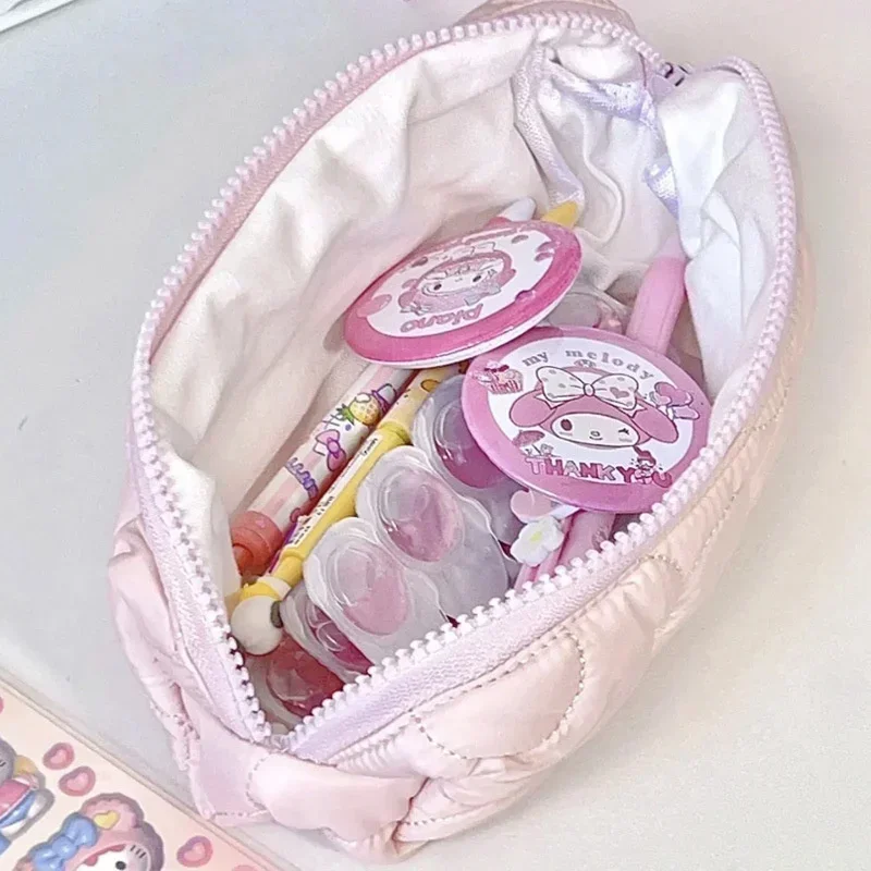 Sanrio KT Cat กระเป๋าดินสอความจุขนาดใหญ่ปากกาน่ารัก Hello Kitty กระเป๋าเครื่องสําอางนักเรียนหญิงเครื่องเขียนของขวัญ