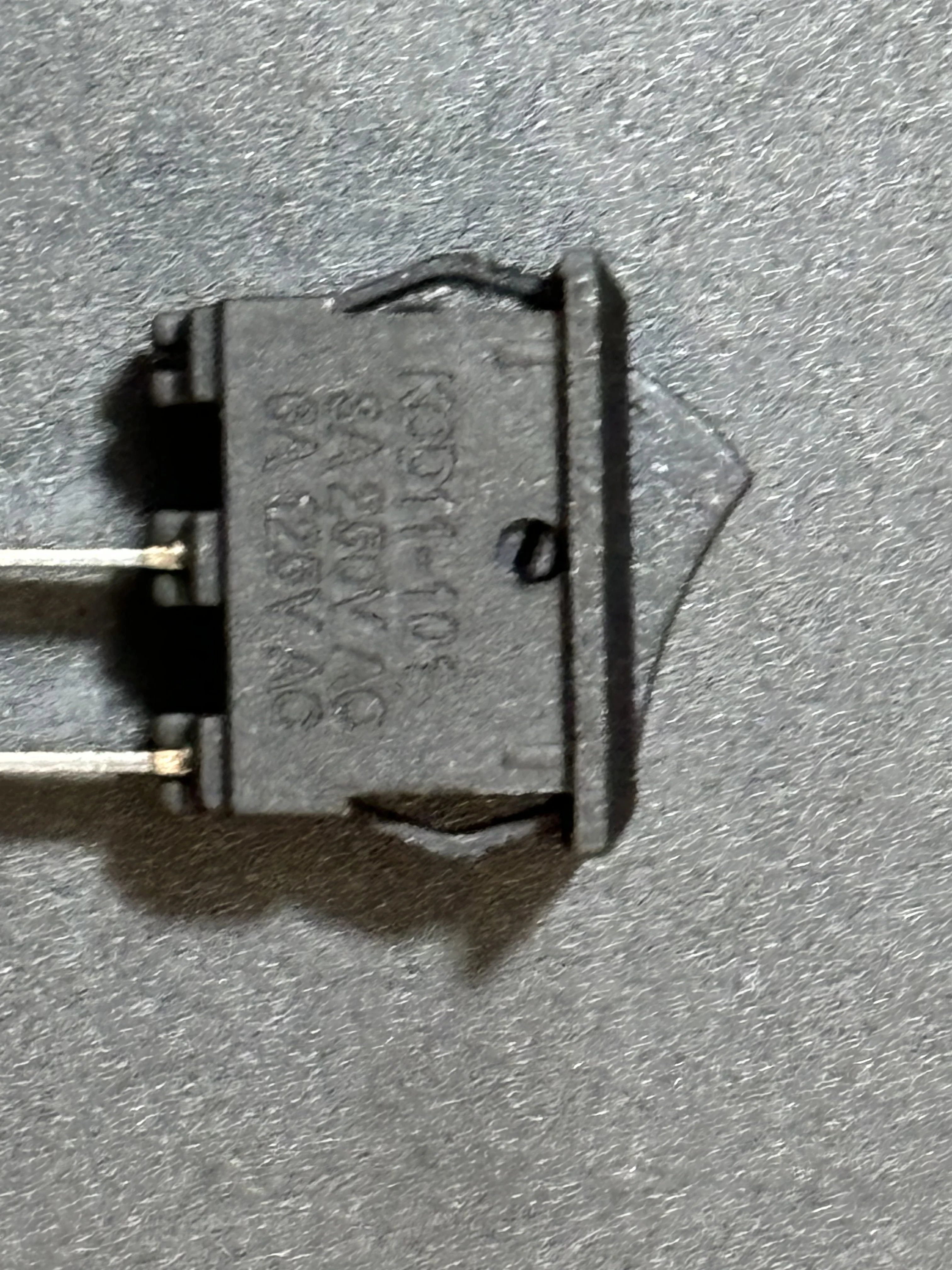 15PCS Mini Rocker Switch SPST สีดําสีขาวและสีแดง Quick สายไฟปุ่มสวิทช์ AC250V3A/125V6A 2 Pin I/10*15 มม.ON-OFF Rocker