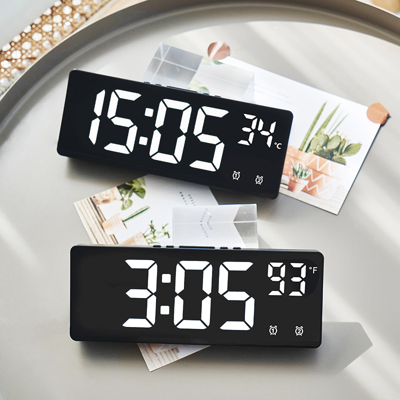 Orologio elettronico multifunzione creativo orologio semplice a grande schermo sveglia Multi gruppo orologio per studenti