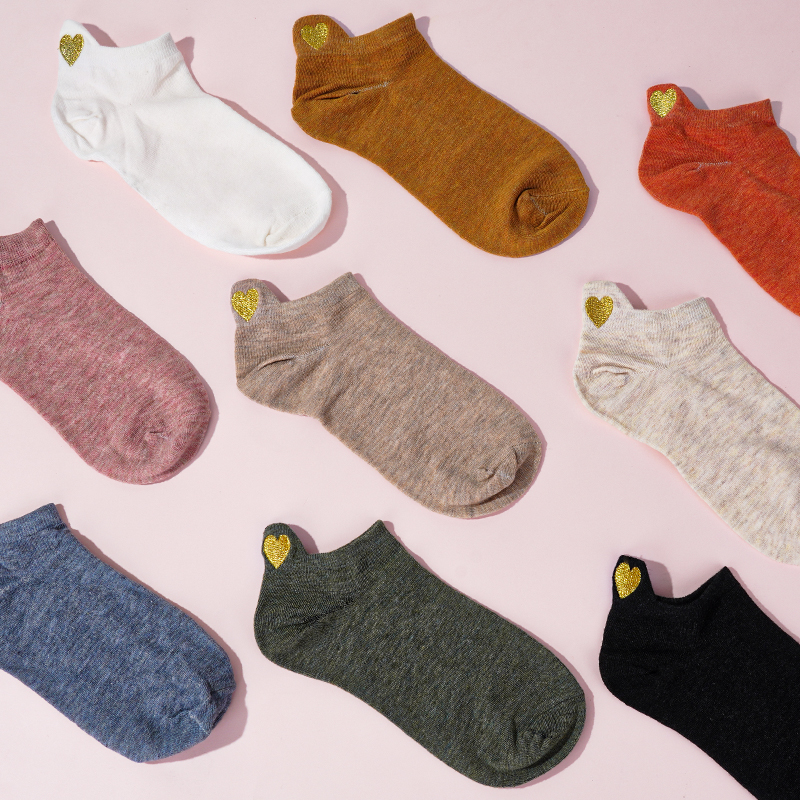 Lote de 4 pares de calcetines de moda para mujer, novedad de primavera 2023, Color algodón, novedad para niñas, bonito corazón bordado, calcetines tobilleros divertidos informales, paquete