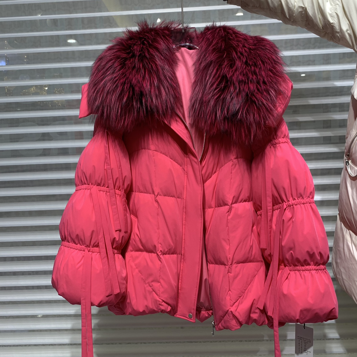 Furyoume-女性用の特大のダックダウンジャケット,厚いコート,本物のキツネの毛皮の襟,暖かいストリートウェア,スノーパーカ,アウター,新しい,冬