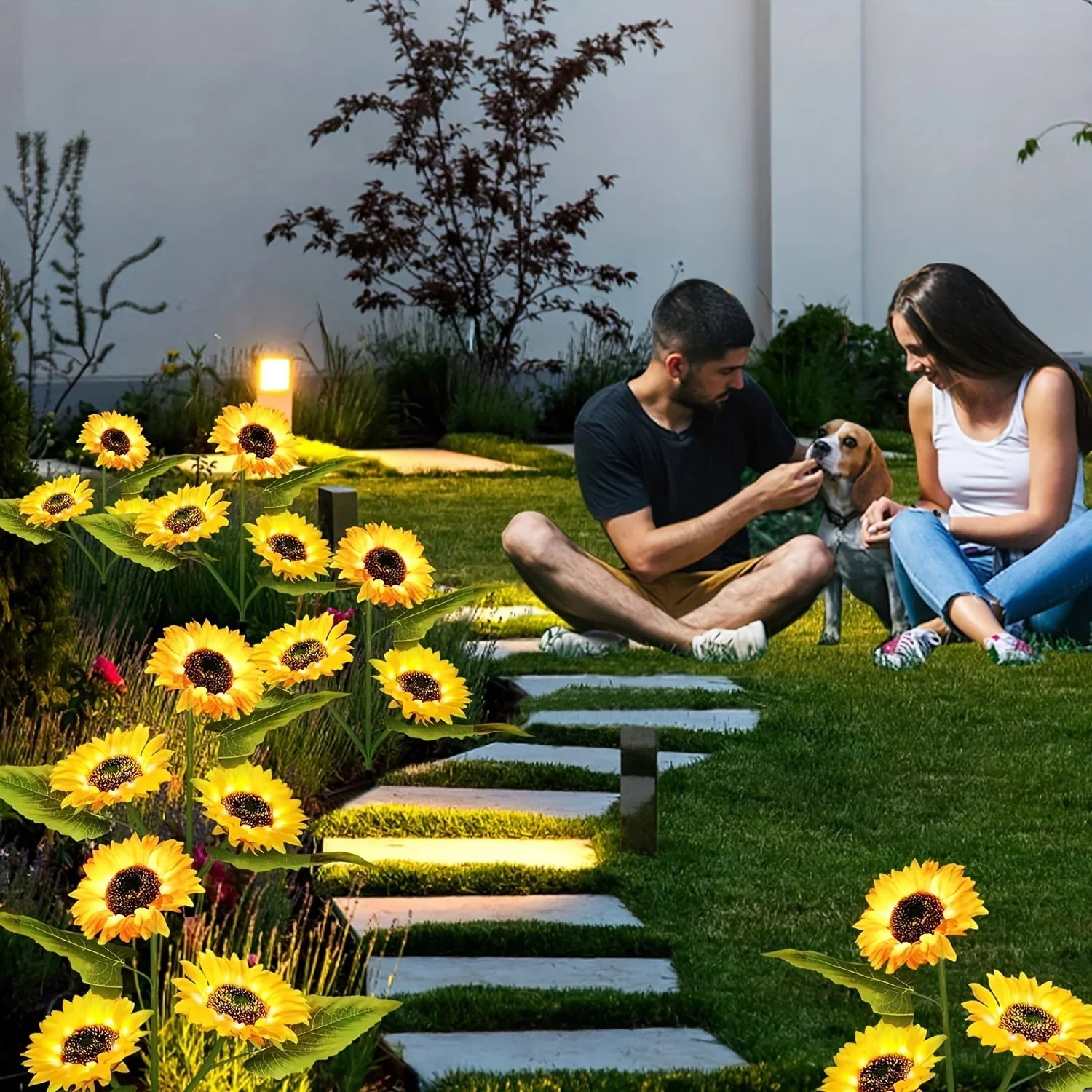 Luzes solares de girassol com 3 cabeças, estaca de jardim, decorativas ao ar livre, à prova d'água, luzes LED de paisagem para pátio, jardim, quintal