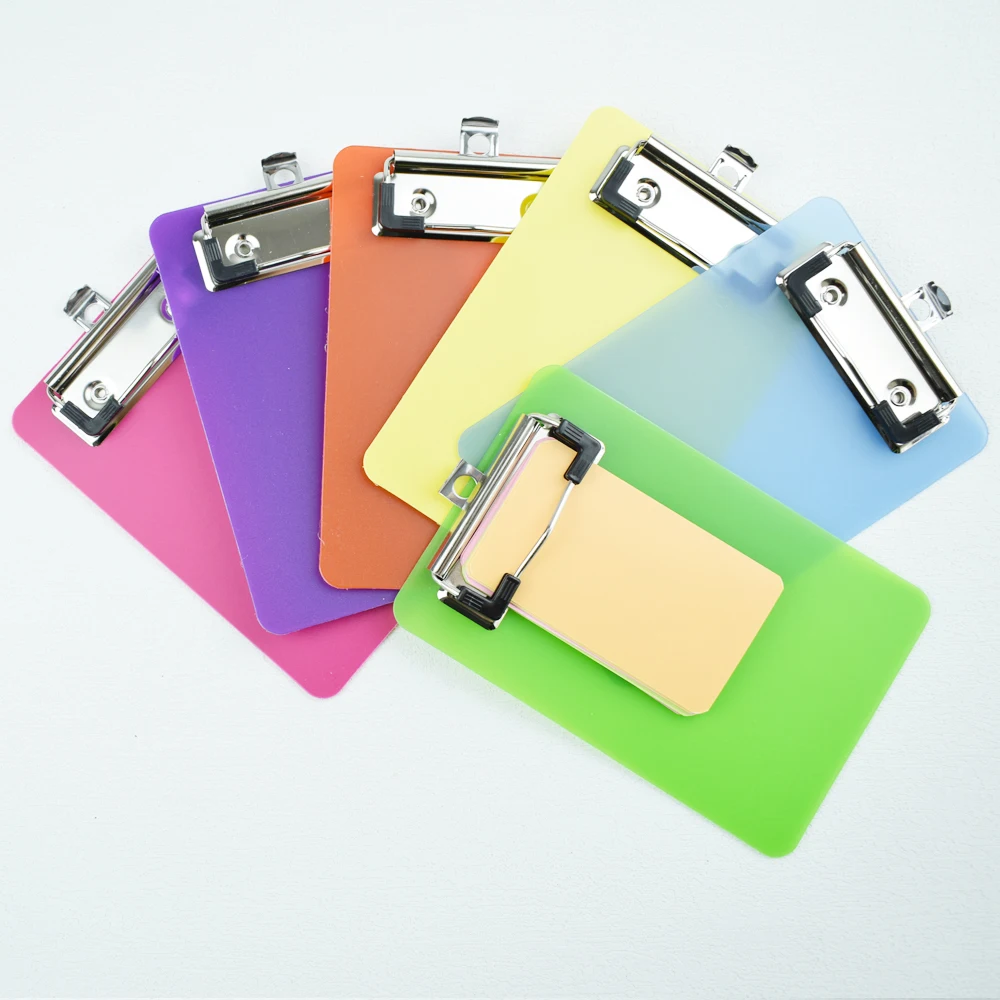 Portable Multi-Function Clipboard Organizer: Hangable Mini Plastic Note Holder for Home Office School