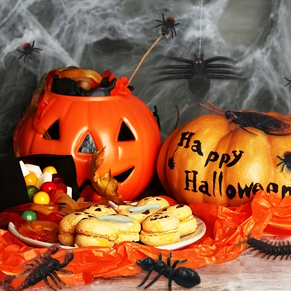 50 pz Insetti Realistici Giocattolo Divertente Scarafaggio Finto Novità Insetti Scherzo di Halloween Simulazione Ingannevole Disgusting Spaventoso Forniture Per Feste