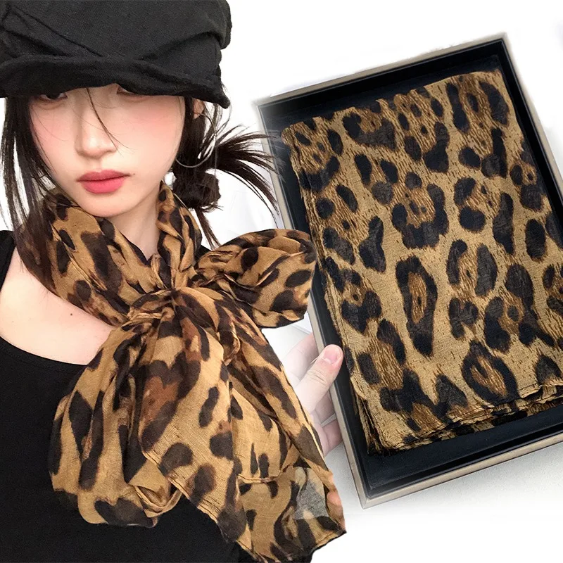 Vintage Leopard Print Scarf Women Oversized Printing Soft Silk Scarves Fashion Harajuku Chiffon Shawl Girls Elegant Thin Scarf