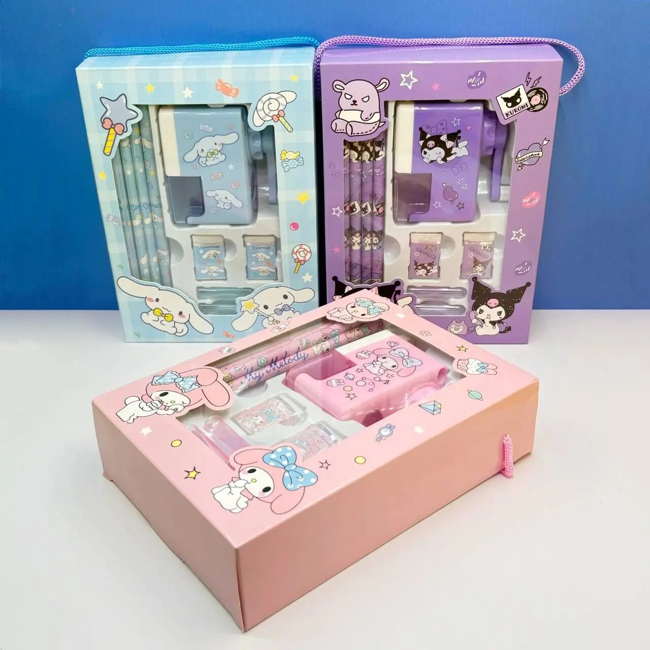 Kuromi Cinnamoroll ชุดเครื่องเขียนของขวัญกล่องการเรียนรู้เครื่องเขียน Hand Shake ดินสอ Sharpener ยางลบชุดของขวัญวันเกิดกล่อง