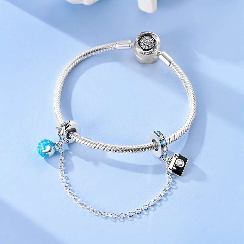925 เงินสเตอร์ลิงห่วงโซ่ความปลอดภัยเครื่องบิน Earth กล้อง Daisy ซิลิโคน Charms Fit สร้อยข้อมือเดิม DIY เครื่องประดับสําหรับผู้หญิง