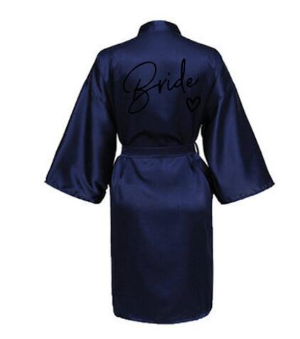Bata de novia para equipo de fiesta de boda con letras negras, pijama de satén tipo kimono, albornoz de dama de honor SP003