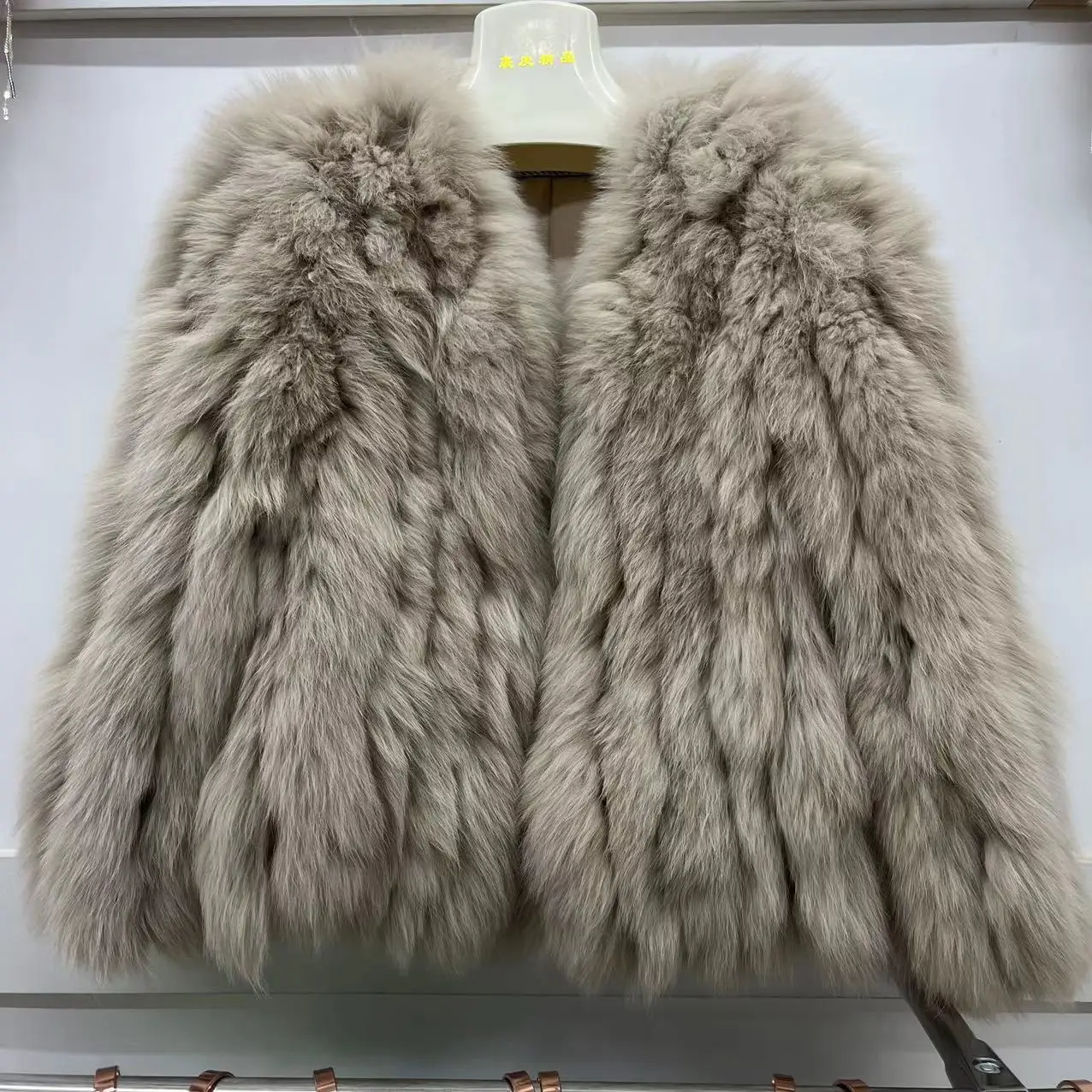 Natürliche Fuchs Pelz Kurze Schlanke Pelzmantel Frauen 2023 Winter Neue Verdickt Echt Pelzmantel Weibliche Mode Warme Oberbekleidung Y4561