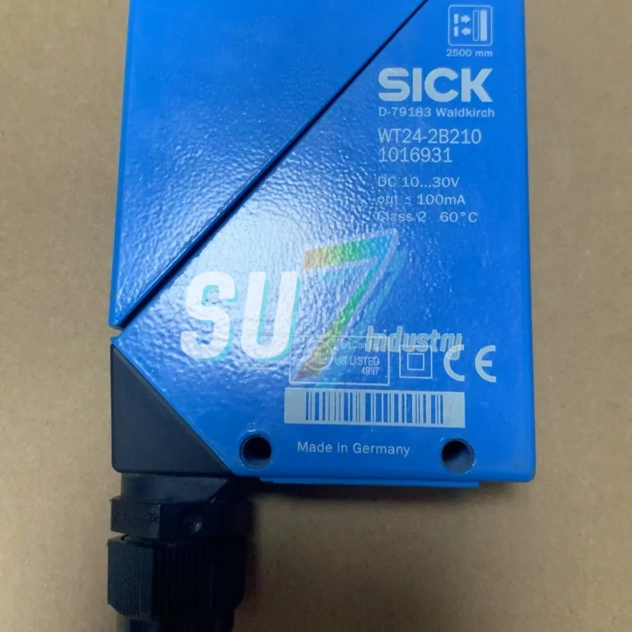 New In warehouse   Photoelectric sensor  WT24-2B210 1016931    WT24-2R210 1016932   WT34-B410 1010229