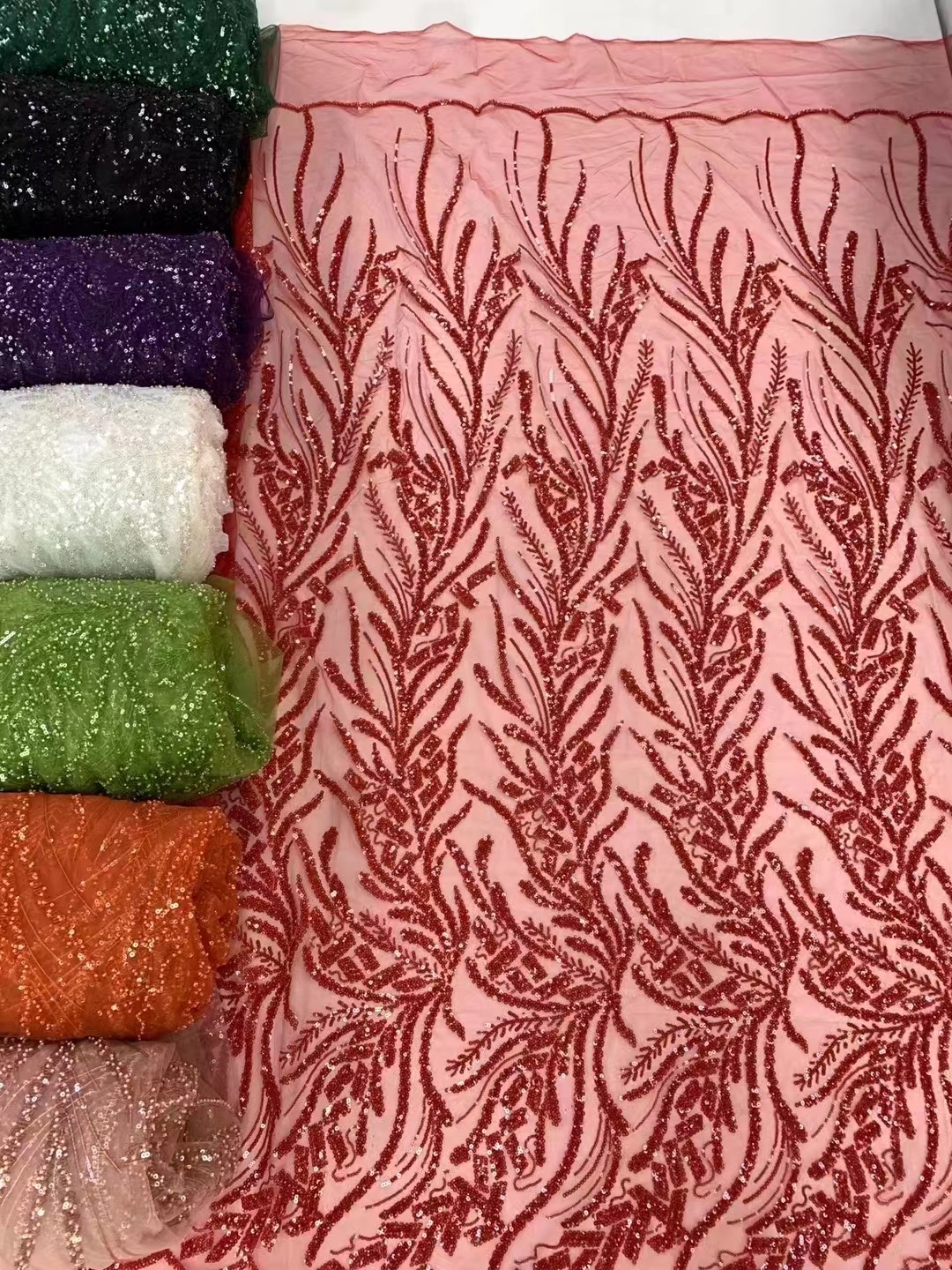 女性のための真珠とスパンコールの白いチュールレース生地,フランスのスパンコール生地,クリスマスパーティーのための刺fabric,豪華なファッション,2024