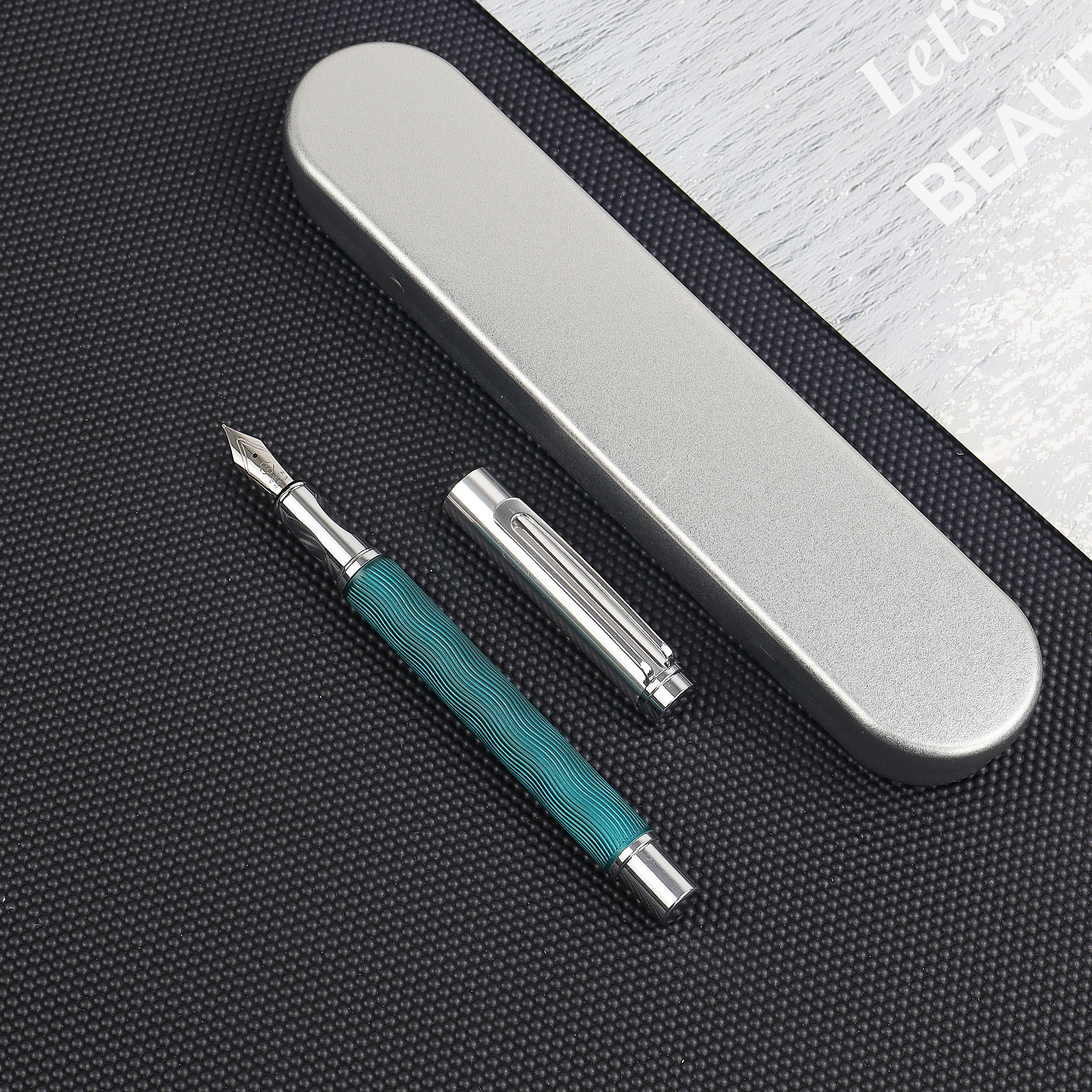 Caneta tinteiro luxuosa estilo empresarial, caneta de aço com caixa de presente, design elegante e discreto, escrita comemorativa, para presente, 1 peça
