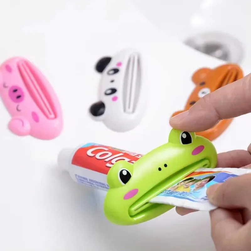 ห้องน้ําบ้านหลอดผู้ถือกลิ้ง Squeezer เครื่องจ่ายยาสีฟันอเนกประสงค์ยาสีฟันหลอด Squeezers