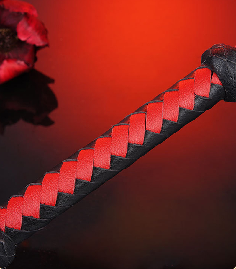 Плетка из натуральной воловьей кожи, 80 см