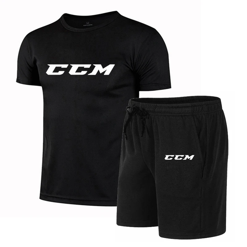ฤดูร้อนผู้ชายฟิตเนสแฟชั่นผู้ชายสบายๆชุดกีฬาแห้งเร็วชุดกีฬา CCM แขนสั้นเสื้อยืด + กางเกงขาสั้น 2 ชิ้นชุด