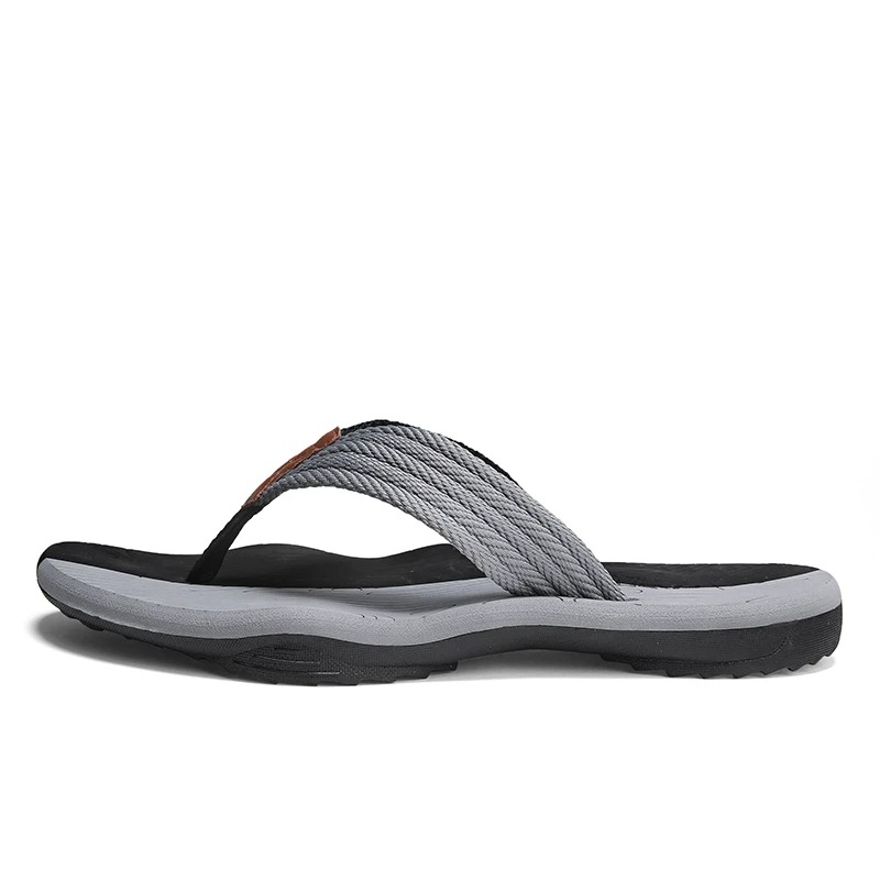 Kapcie męskie letnie klapki japonki marka moda Outdoor wygodne codzienne slajdy buty antypoślizgowe plażowe męskie sandały