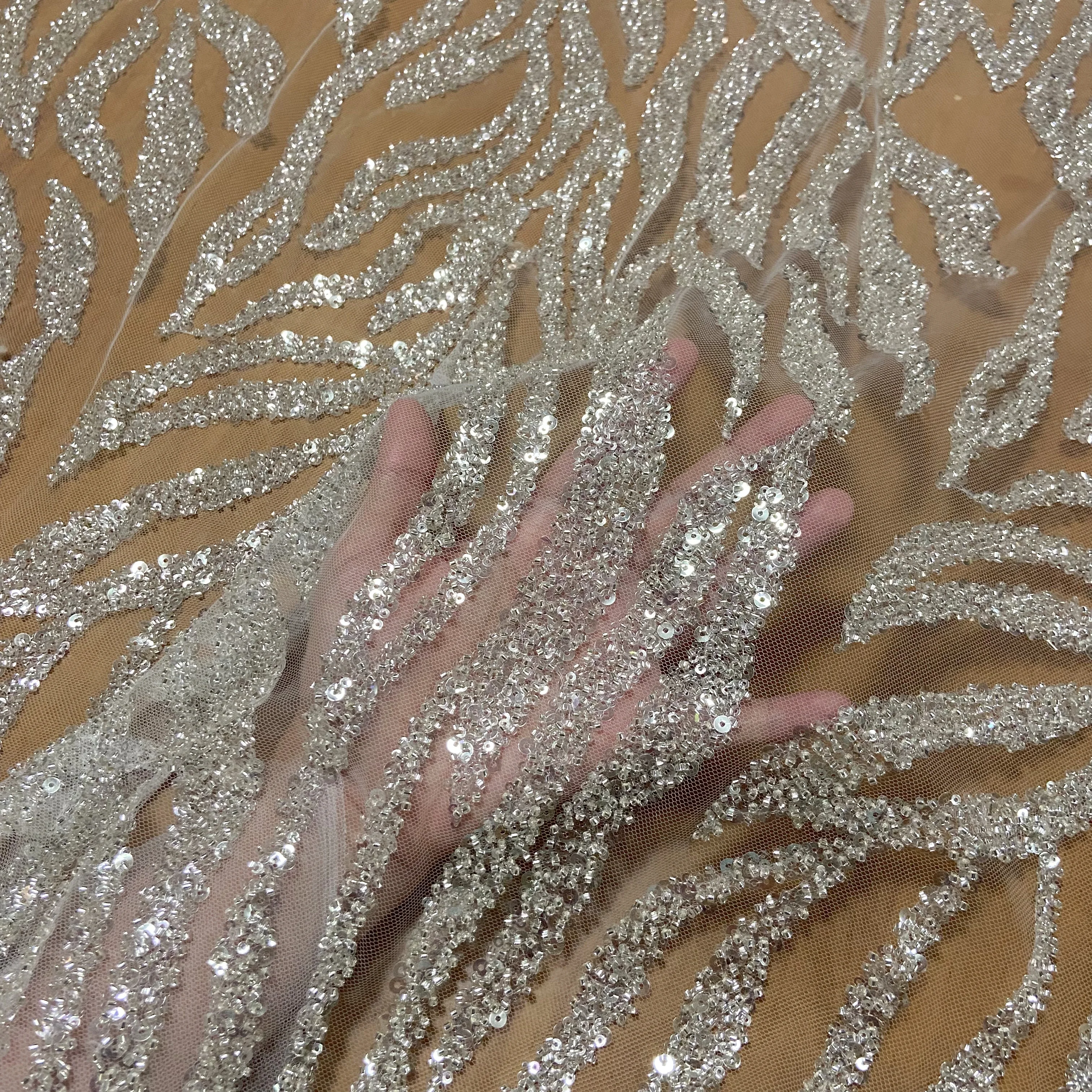 5Yard ใหม่ High-End เล็บลูกปัด Sequins ผ้าลูกไม้คริสตัลเงินชุดแต่งงาน