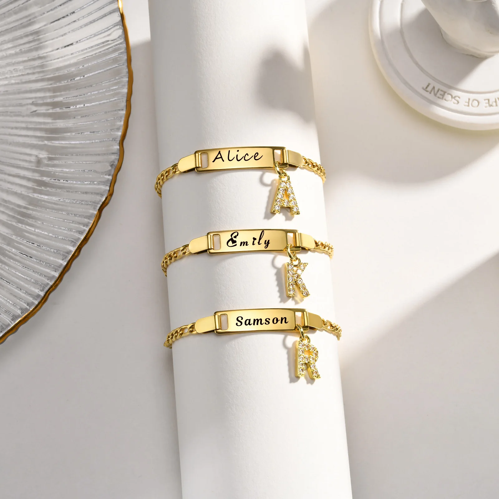 Pulsera con nombre personalizado con iniciales para niño y niña, pulsera con identificación de fecha grabada gratis, regalo de cumpleaños