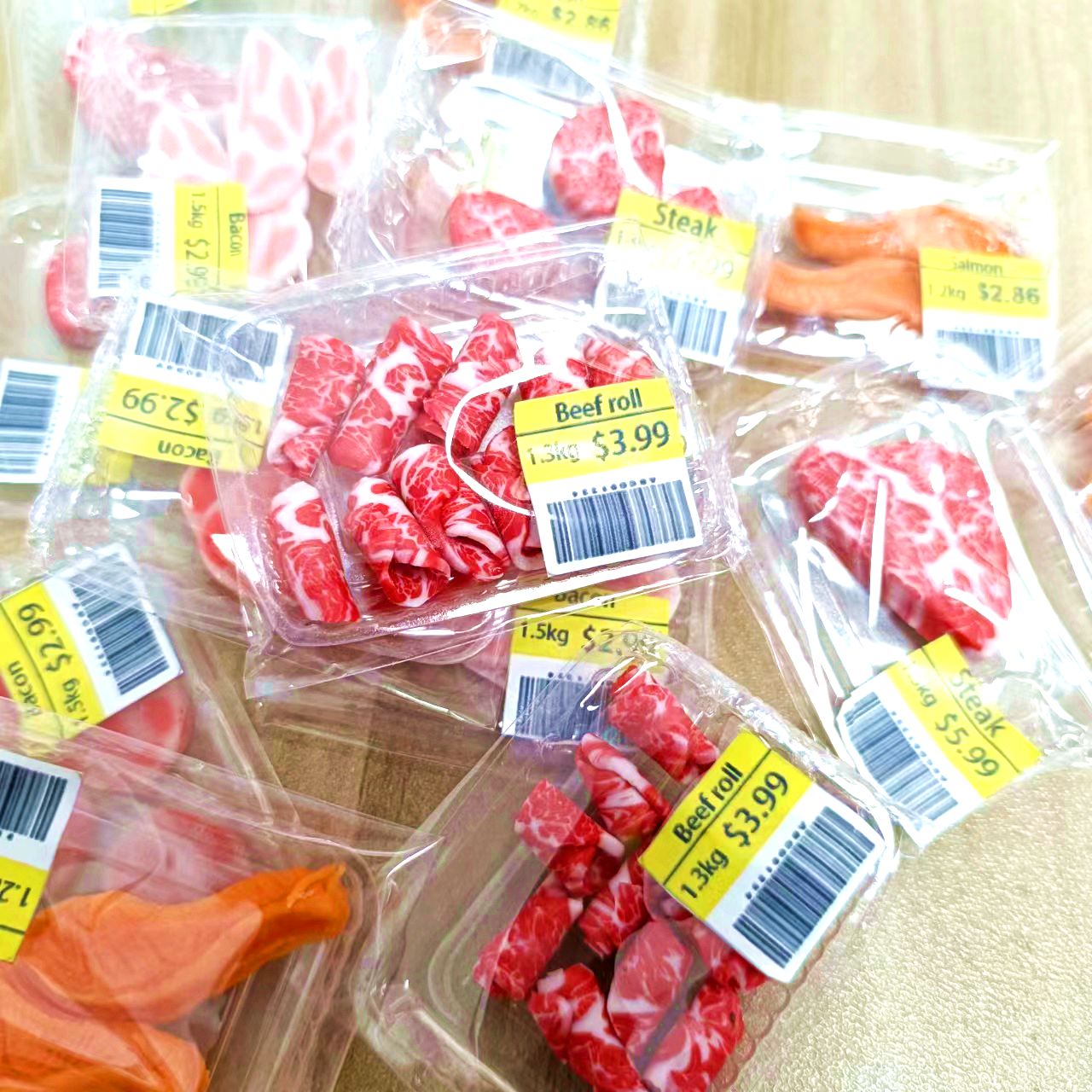 ใหม่ Miniature ซูเปอร์มาร์เก็ตอาหารจําลองสเต็กปลาแซลมอนเบคอนเนื้อม้วนสําหรับตุ๊กตา House MINI KITCHEN Clay อุปกรณ์เสริมอาหาร