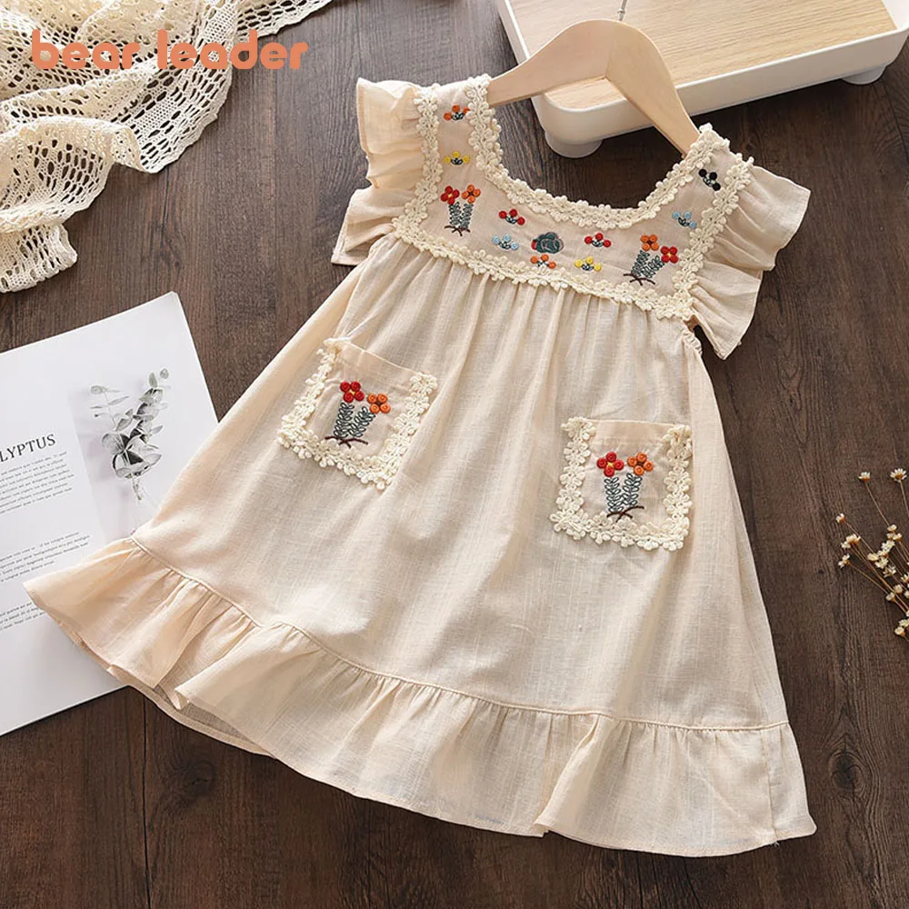 Gấu Lãnh Đạo Bé Gái Thêu Hoa ĐẦM MÙA HÈ Retro Bay Tay Đầm Công Chúa Trẻ Em Quần Áo Thường Thời Trang 2-6 Tuổi