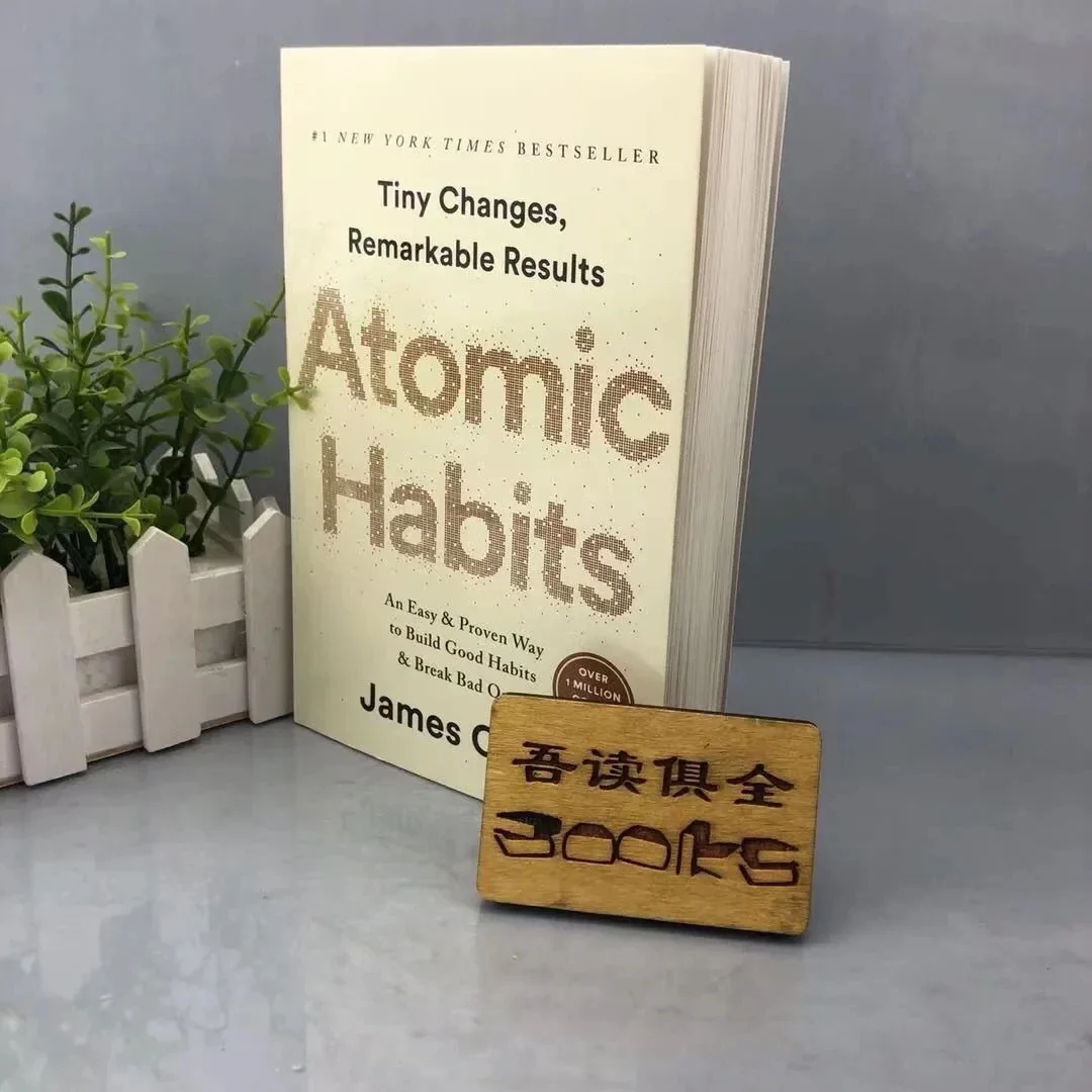 Atom gewohnheiten von James klären einen einfachen und bewährten Weg, um gute Gewohnheiten aufzubauen und schlechte Selbstverwaltung bücher zu brechen