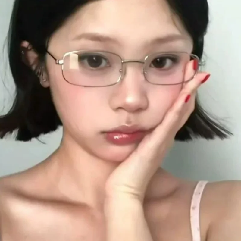 Gafas Y2K Harajuku Retro con montura cuadrada pequeña para mujer, gafas de Metal, gafas de lectura transparentes, gafas con bloqueo de luz azul