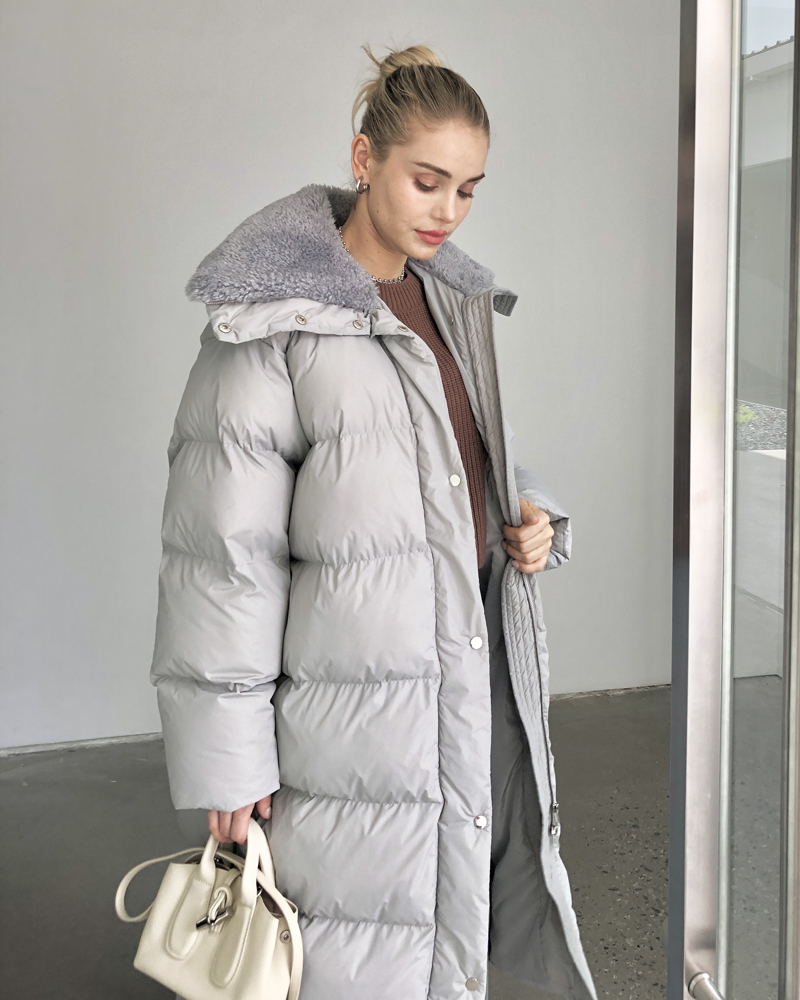 2025 ผู้หญิงฤดูหนาวเสื้อขนสัตว์สไตล์หนายาว Parkas สีดํางาช้างสีเทา