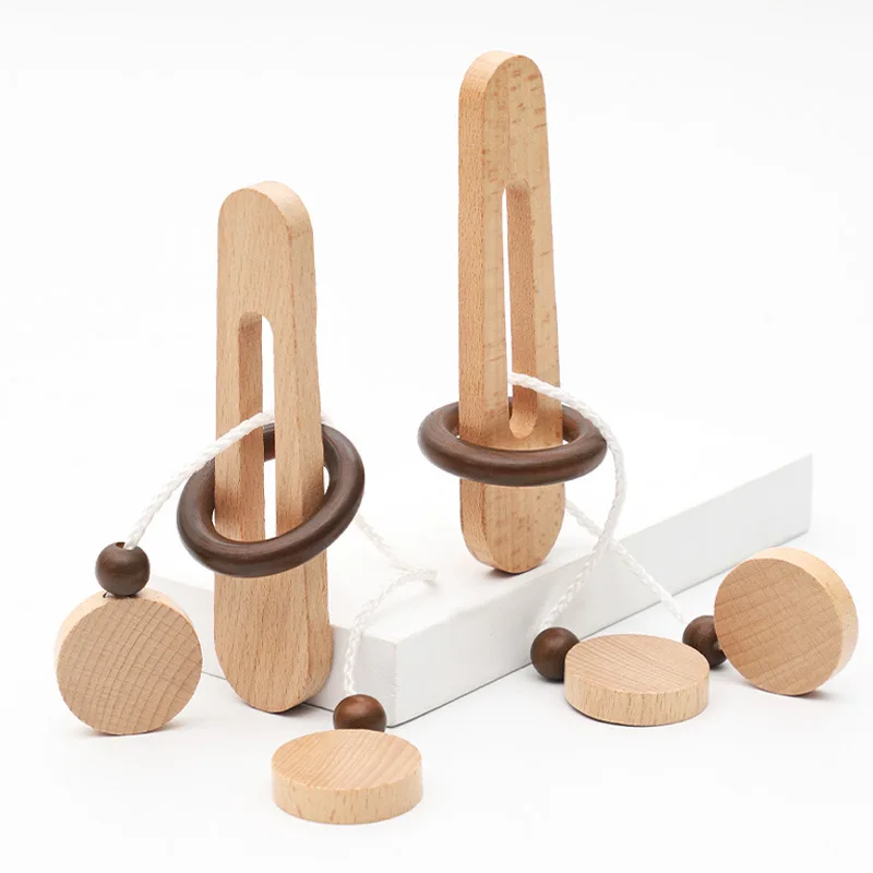 Wooden Ring Unlocking Game,Magic Ring Escape Classic Puzzle Toy, Kongming Lock Luban Lock Intelligence Toy
