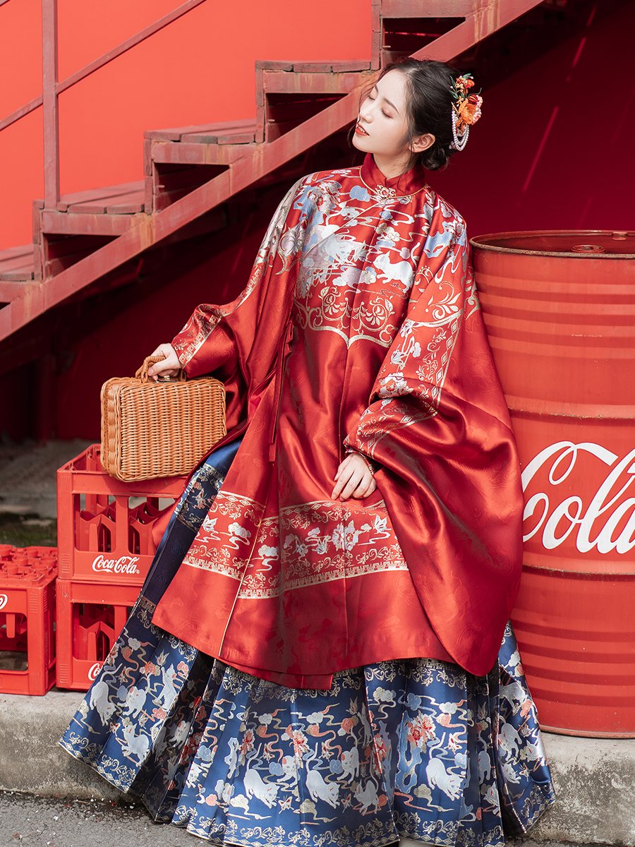 Terno Hanfu de tecido longo original para mulheres, casaco de gola alta, saia dourada da cara de cavalo, tradicional chinesa, dinastia Ming tradicional