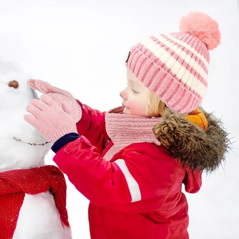 Set guanti sciarpa cappello invernale per bambini, cappello caldo con collo guanti caldi sciarpa cappello adatto per ragazze e ragazzi dai 6 ai 14 anni.