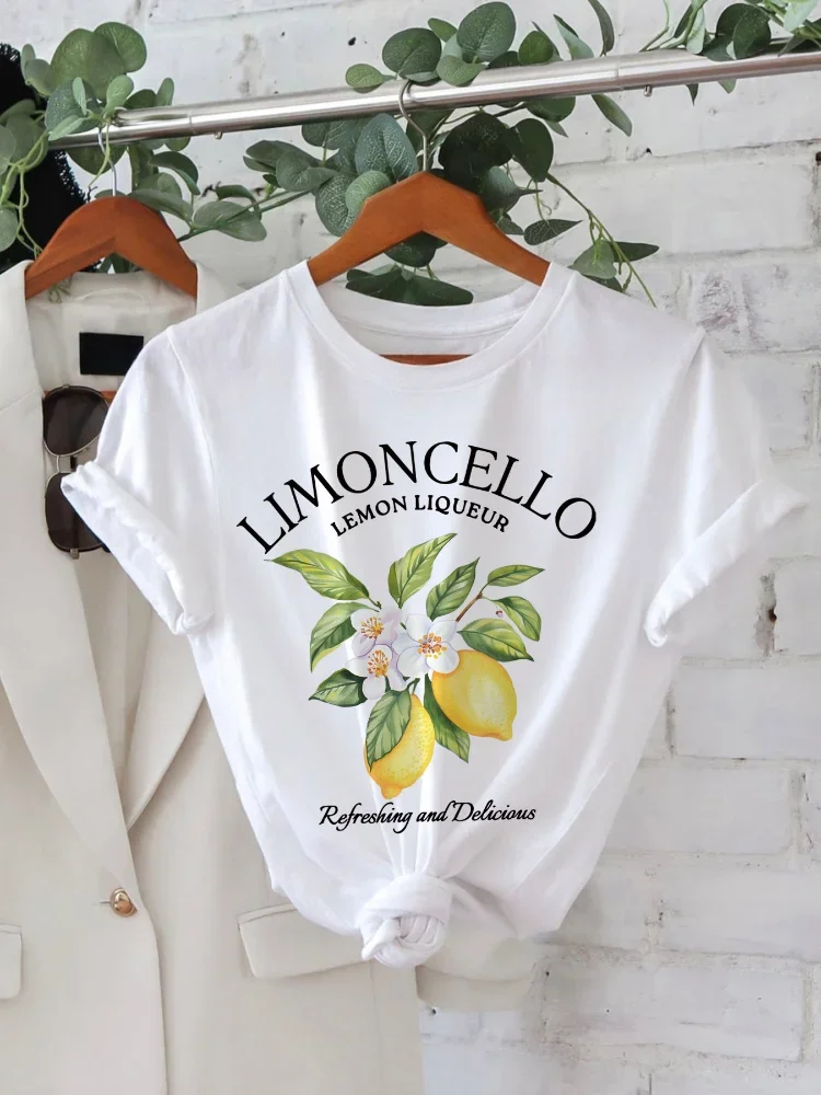 T-shirt con stampa di lettere di limone manica corta girocollo top casual per le donne estive Kawaii streetwear magliette grafiche camicia da frutta vintage