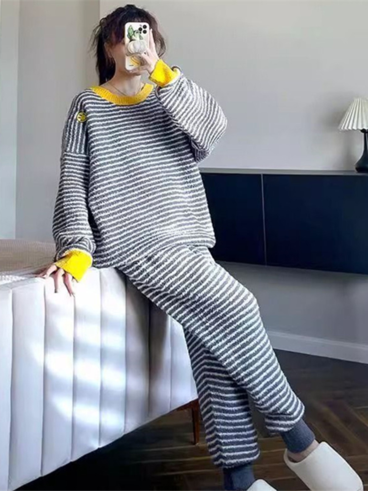 Plus Size Soft Coral Fleece Pajamas Women's Winter Thickened Half Velvet Warm Stripes Home Clothes Set Comfortable Long Sleev...