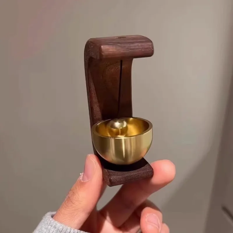 Dopamine Wind Chime Magnetic Indoor Wind Chime, Oak Material Doorbell Copper Bell, Walnut Copper Trim Home Wind Chime Doorbell