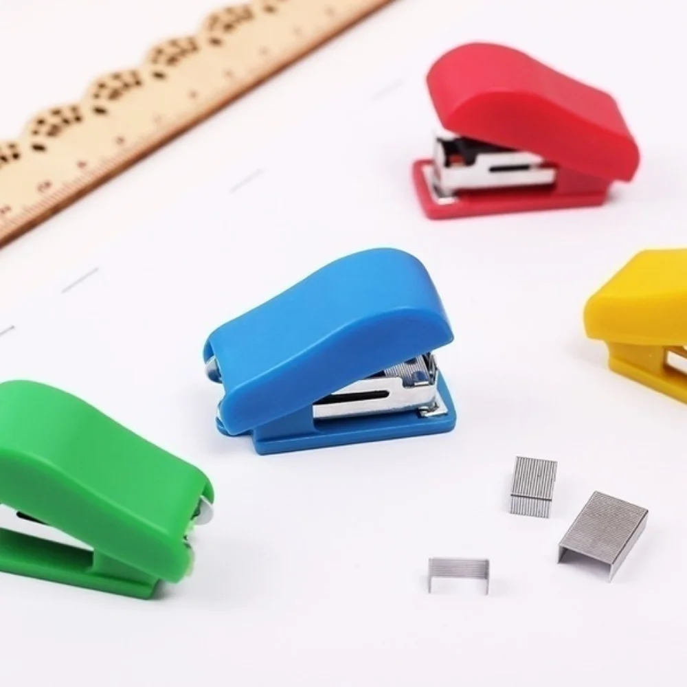 STONEGO Mini cucitrice set cucitrice portatile piccola regalo forniture per ufficio adorabili