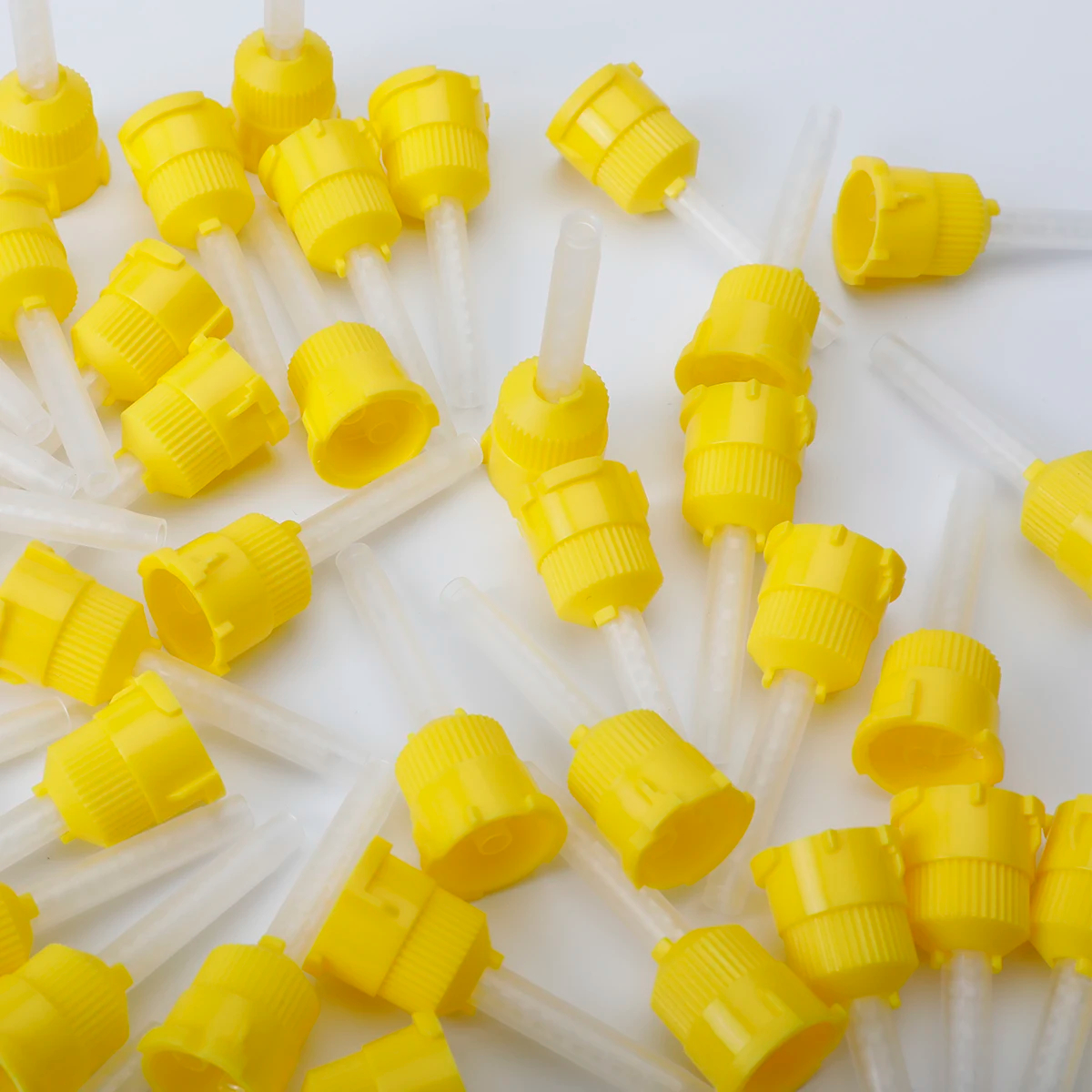 50pcs Dental Mixing Tips Disposable Silicone Rubber Mixing Head Dentistry Materials Silicone Rubber Gun Conveying Mixing Tubes