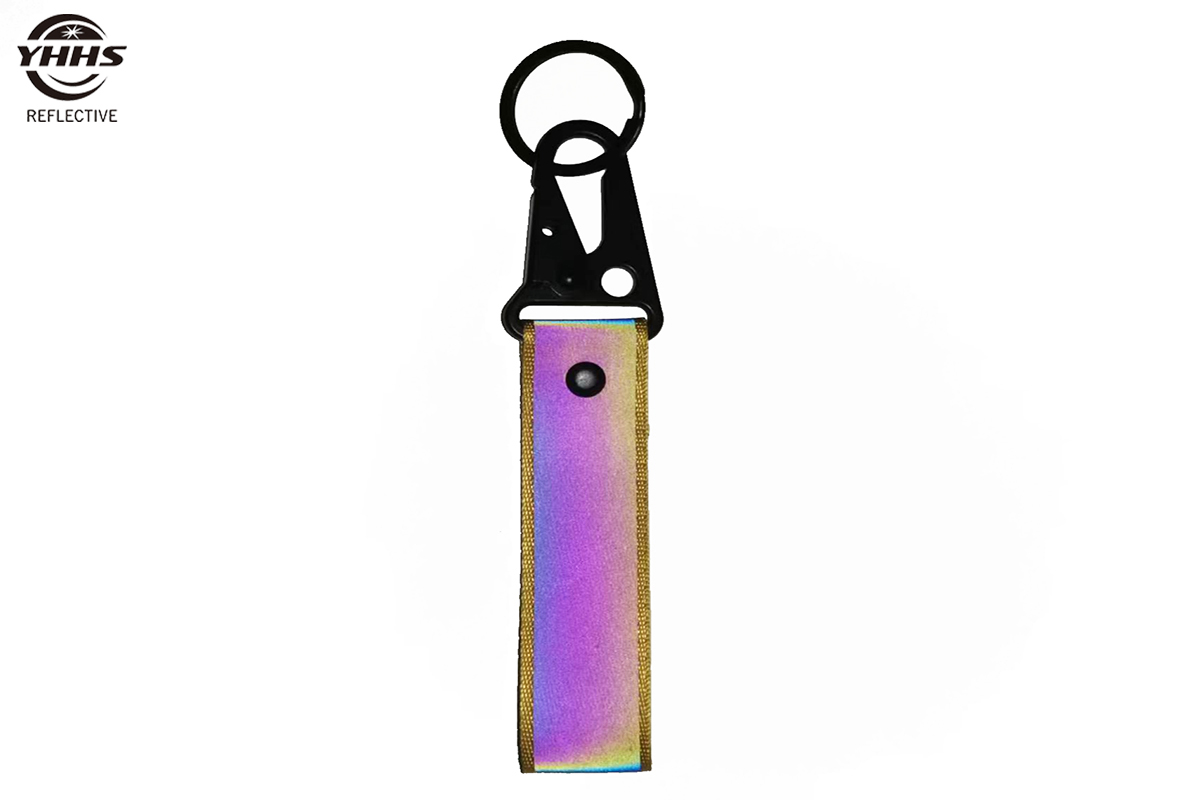 รถสั้นพวงกุญแจสะท้อนแสงการมองเห็นสูงจี้กลางแจ้งขี่ความปลอดภัยสําหรับ Night ขี่จักรยานเด็กกระเป๋ากระเป๋าเป้สะพายหลังอุปกรณ์เสริม