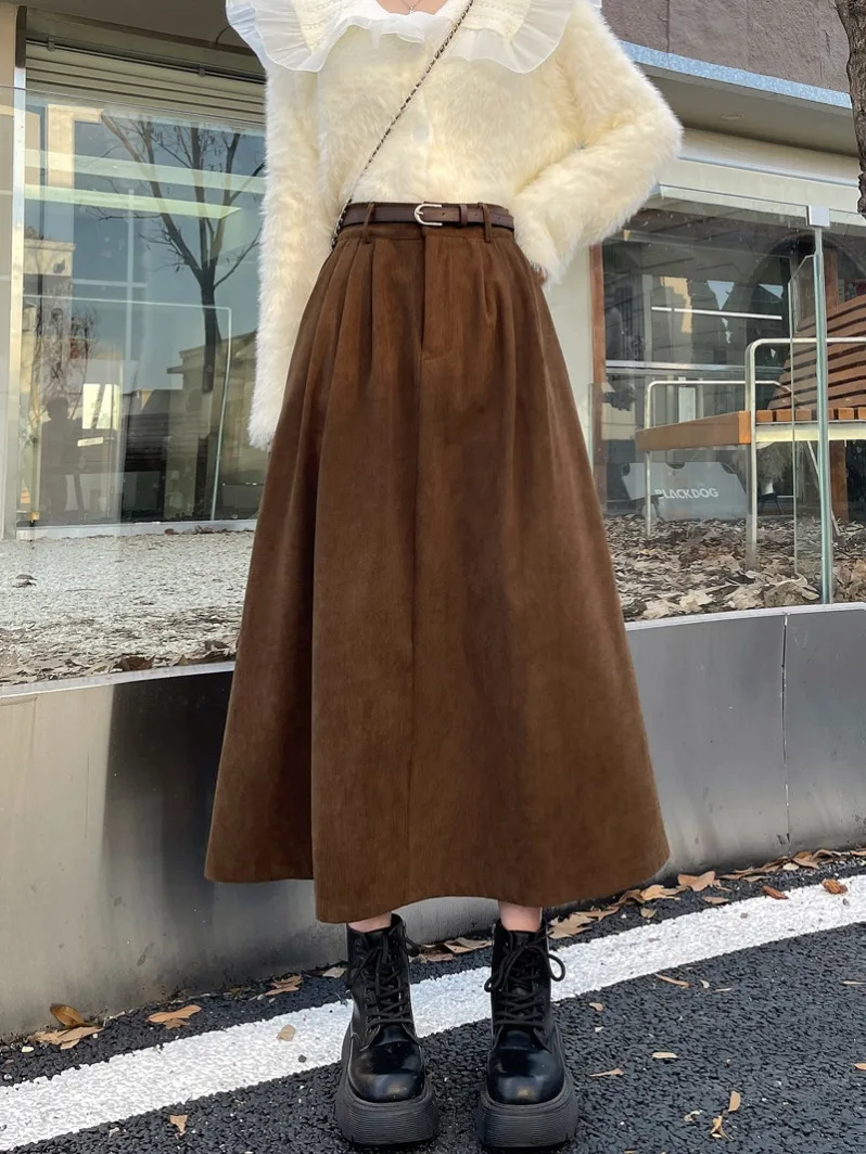 Falda A-Linea De Cintura Alta Para Mujer Estilo Coreano Corduroy Medio Largo Color Sólido Moda Primavera 2025 Nuevo Retro