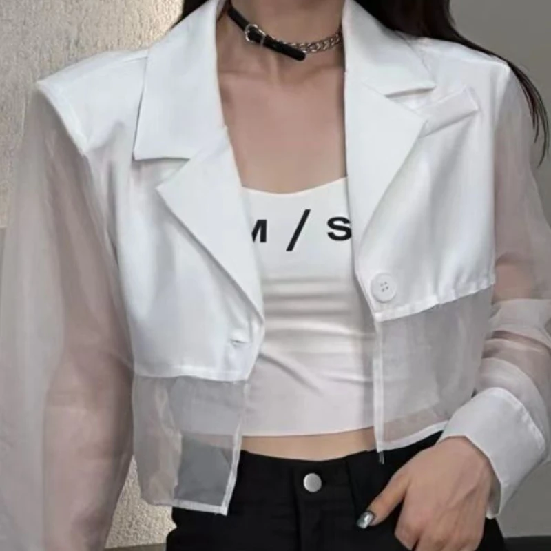 เสื้อเบลเซอร์กันแสงแดดของผู้หญิงเสื้อครอปแบบผ่าหลังผ่าข้างแนวสตรีทเย็บปะติดที่สวยงามใส่2023แฟชั่นสำหรับสาวออฟฟิศ